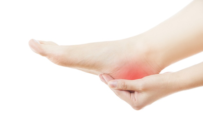 درد پاشنه پا چگونه با استفاده از چسب نواری درمان میشود؟ 